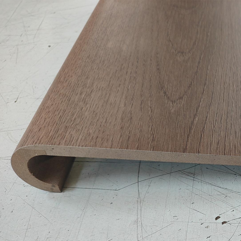 Tapak Tangga Bullnose Laminasi Siap Pakai untuk Renovasi Tangga